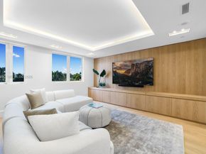 3535 Hiawatha Ave 403, Miami FL 33133