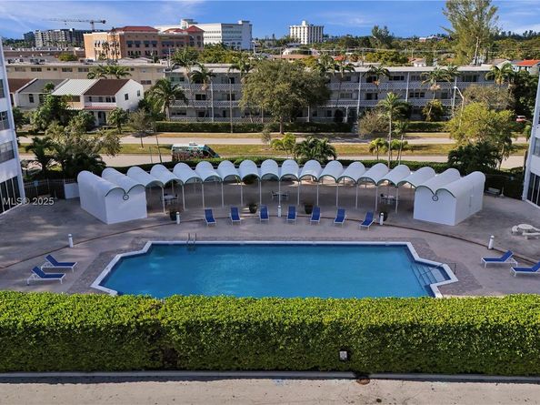 2150 Sans Souci Blvd B1605, North Miami FL 33181