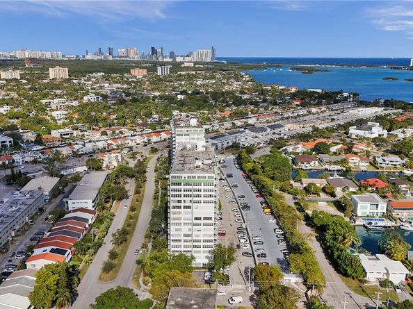 2150 Sans Souci Blvd B1605, North Miami FL 33181