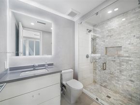 6203 N Laguna Path N, Miami Beach FL 33141