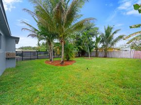 1995 NW 58th St, Miami FL 33142