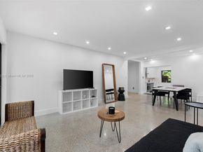829 SW 4th Ct, Fort Lauderdale FL 33312