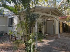 829 SW 4th Ct, Fort Lauderdale FL 33312