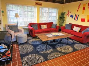 804 SE 10th St, Fort Lauderdale FL 33316