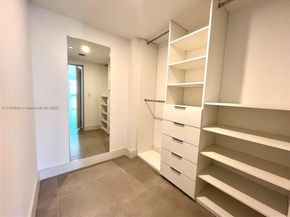 13800 Highland Dr 601, North Miami Beach FL 33181