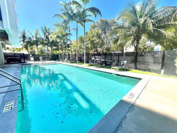 13800 Highland Dr 601, North Miami Beach FL 33181