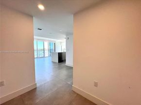 13800 Highland Dr 601, North Miami Beach FL 33181