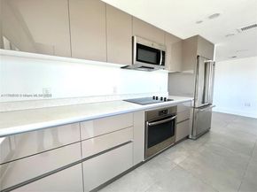 13800 Highland Dr 601, North Miami Beach FL 33181