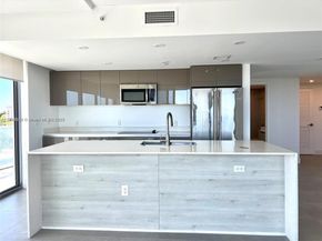 13800 Highland Dr 601, North Miami Beach FL 33181