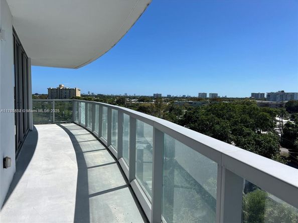 13800 Highland Dr 601, North Miami Beach FL 33181