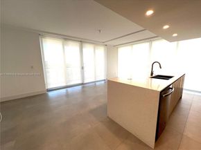 13800 Highland Dr 601, North Miami Beach FL 33181