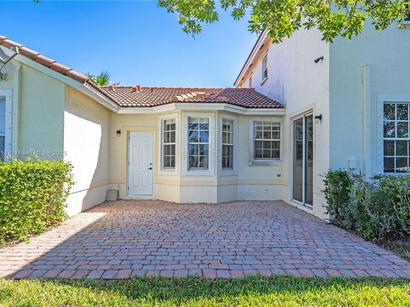 2658 SW 189th Ave, Miramar FL 33029