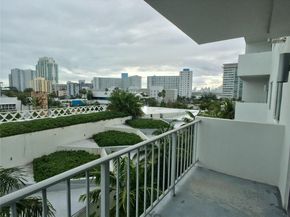1025 Alton Rd 507, Miami Beach FL 33139