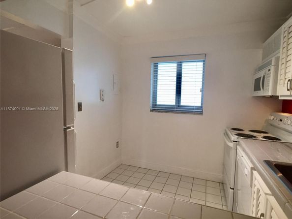 1025 Alton Rd 507, Miami Beach FL 33139