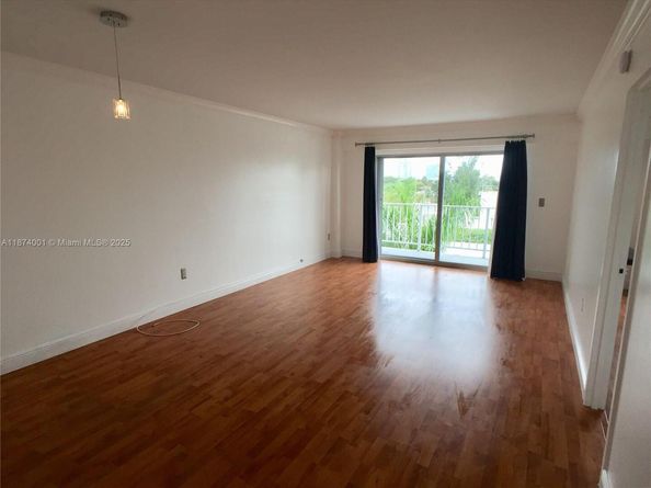 1025 Alton Rd 507, Miami Beach FL 33139