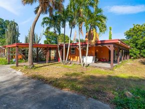 4351 SW 25th St, Fort Lauderdale FL 33317