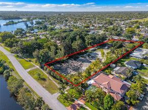 4351 SW 25th St, Fort Lauderdale FL 33317