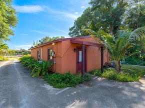 4351 SW 25th St, Fort Lauderdale FL 33317