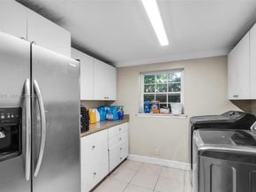 4351 SW 25th St, Fort Lauderdale FL 33317