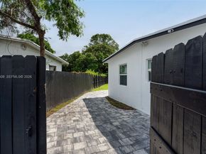 272 NW 31st ave, Fort Lauderdale FL 33311