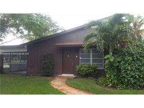 3200 NW 5th Ter 8, Pompano Beach FL 33064