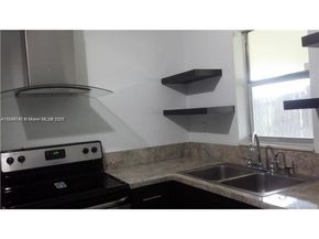 3200 NW 5th Ter 8, Pompano Beach FL 33064