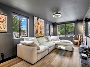 530 NW 39, Oakland Park FL 33309