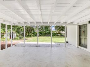 981 NE 152nd St, Miami FL 33162