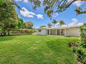 981 NE 152nd St, Miami FL 33162