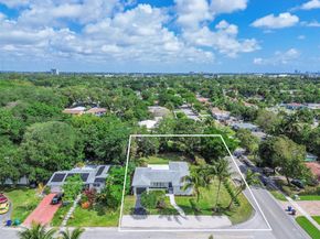 981 NE 152nd St, Miami FL 33162