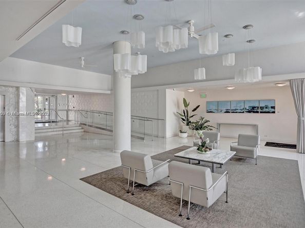 3 Island Ave 10K, Miami Beach FL 33139
