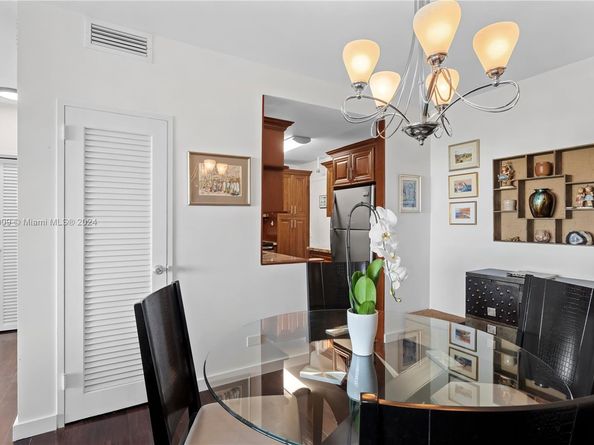 3 Island Ave 10K, Miami Beach FL 33139