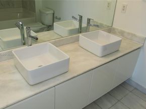 601 NE 36th St 2308, Miami FL 33137