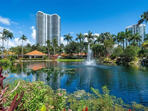 3530 Mystic Pointe Dr 2508, Aventura FL 33180