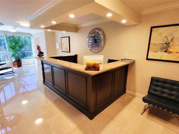 3530 Mystic Pointe Dr 2508, Aventura FL 33180