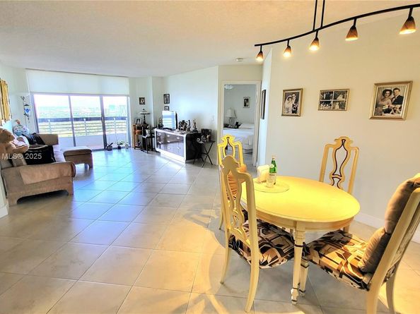 3530 Mystic Pointe Dr 2508, Aventura FL 33180