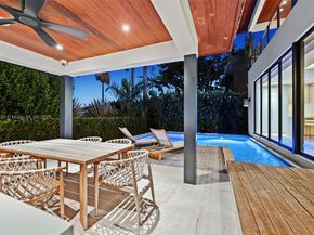 Undisclosed Address #A11915030, Miami Beach FL 33140