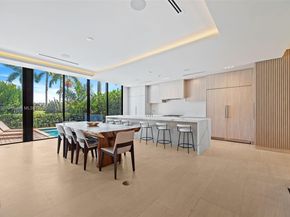 Undisclosed Address #A11915030, Miami Beach FL 33140