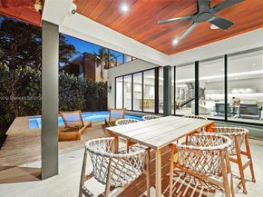 Undisclosed Address #A11915030, Miami Beach FL 33140