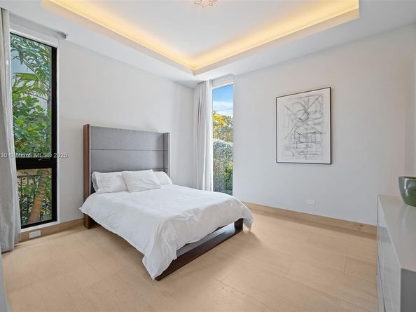 Undisclosed Address #A11915030, Miami Beach FL 33140