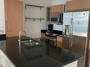 950 N Brickell Bay Dr 3002, Miami FL 33131