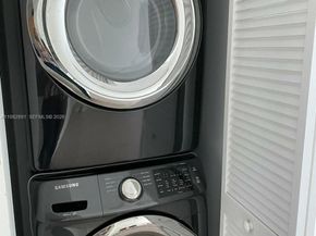 950 N Brickell Bay Dr 3002, Miami FL 33131