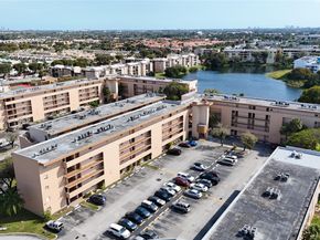 8889 W Fontainebleau Blvd 505, Miami FL 33172