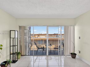 8889 W Fontainebleau Blvd 505, Miami FL 33172