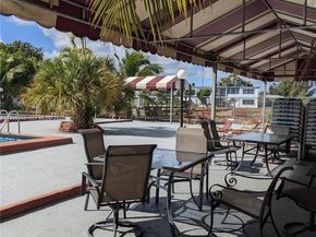 65 NE 202nd Ter Q27, Miami Gardens FL 33179