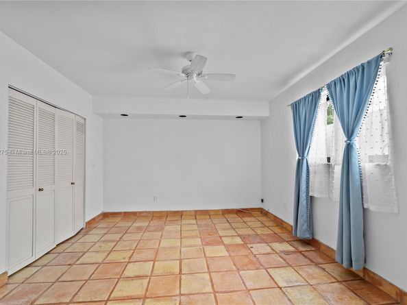 2924 Day Ave N211, Miami FL 33133