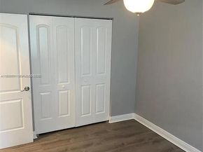 240 SE 9th Ave, Pompano Beach FL 33060