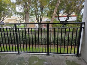 14155 SW 87th St E202, Miami FL 33183