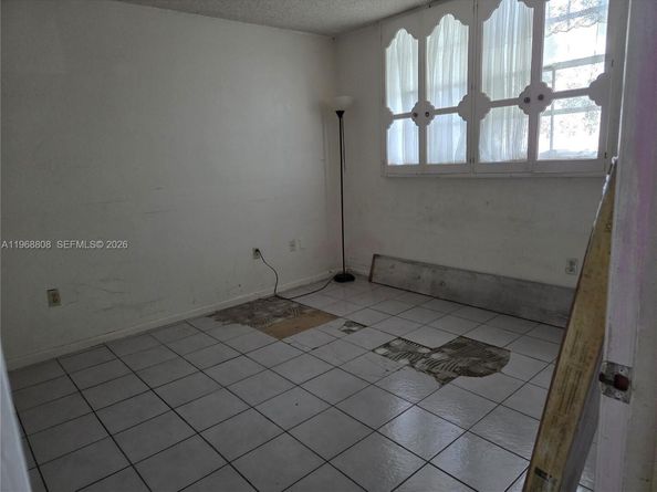 14155 SW 87th St E202, Miami FL 33183