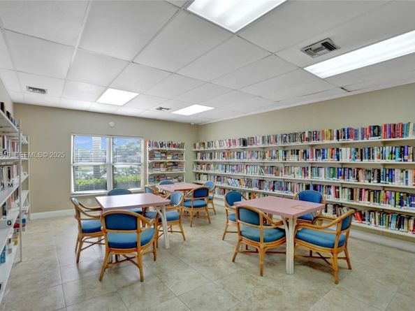 2915 Crosley Dr W J, West Palm Beach FL 33415